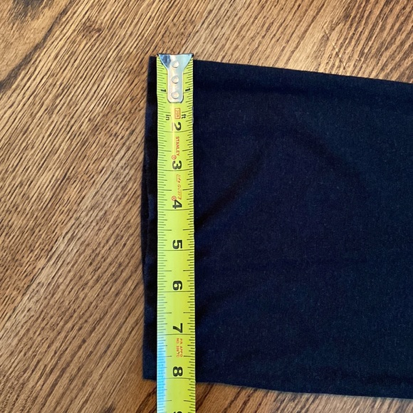 Sustainable Long sleeve black top from Afends. Size 8 - Picture 6 of 6